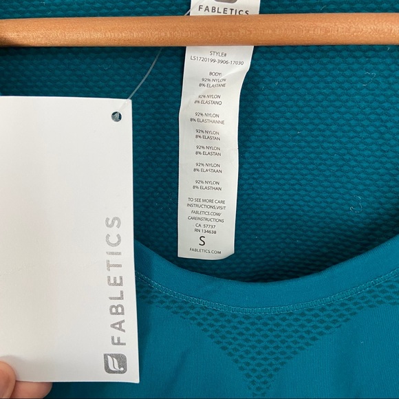 Fabletics Running Top (BRAND NEW W/TAGS) - Picture 2 of 3